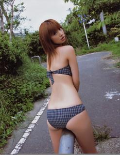 0260 - 247 x 320 [18KB]
���q�D�q�̃}���R���������t��