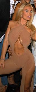 0331 - 127 x 320 [8KB]
Nicole Coco Austin�����}���Z���u�̃j�R�[���E�R�R�E�I�[�X�e�B��