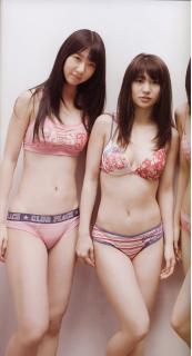 0548 - 173 x 320 [10KB]
AKB48�@�����}�������ʐ^