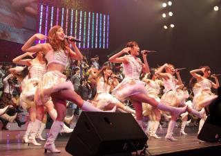 0568 - 320 x 225 [18KB]
AKB�@�O�c�֎q���@�p���`���R���T�[�g