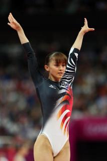 0629 - 213 x 320 [9KB]
�c�����b�@�n�C���O���I�^�[�h